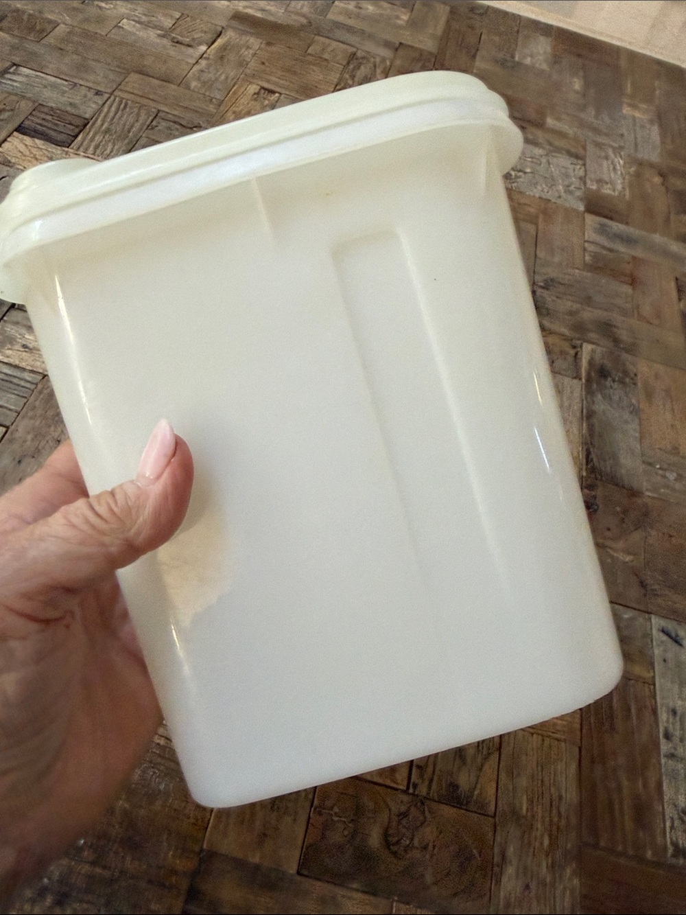 Tupperware - Picture 7 of 7